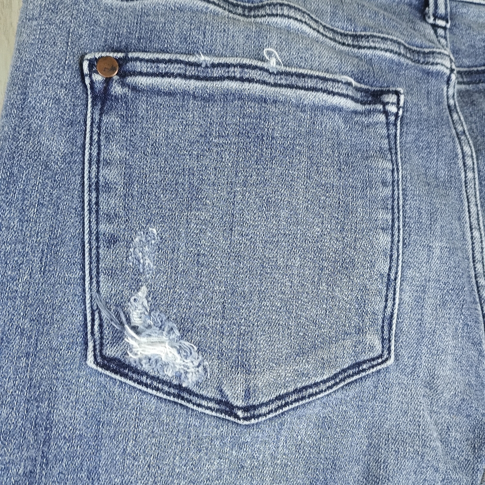 JUDY BLUE Jeans Women's Size 11/30 High-Rise Boyfriend Fit Distressed Stretch. - Picture 10 of 16